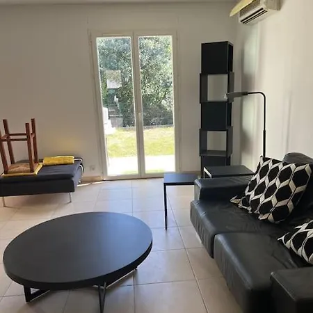 Βίλα Agreable Maison Avec Exterieur Νιμ